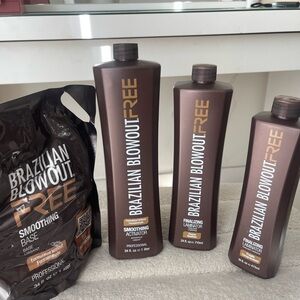 Brazilian Blowout Free Smoothing Hair Treatment Set - Brown